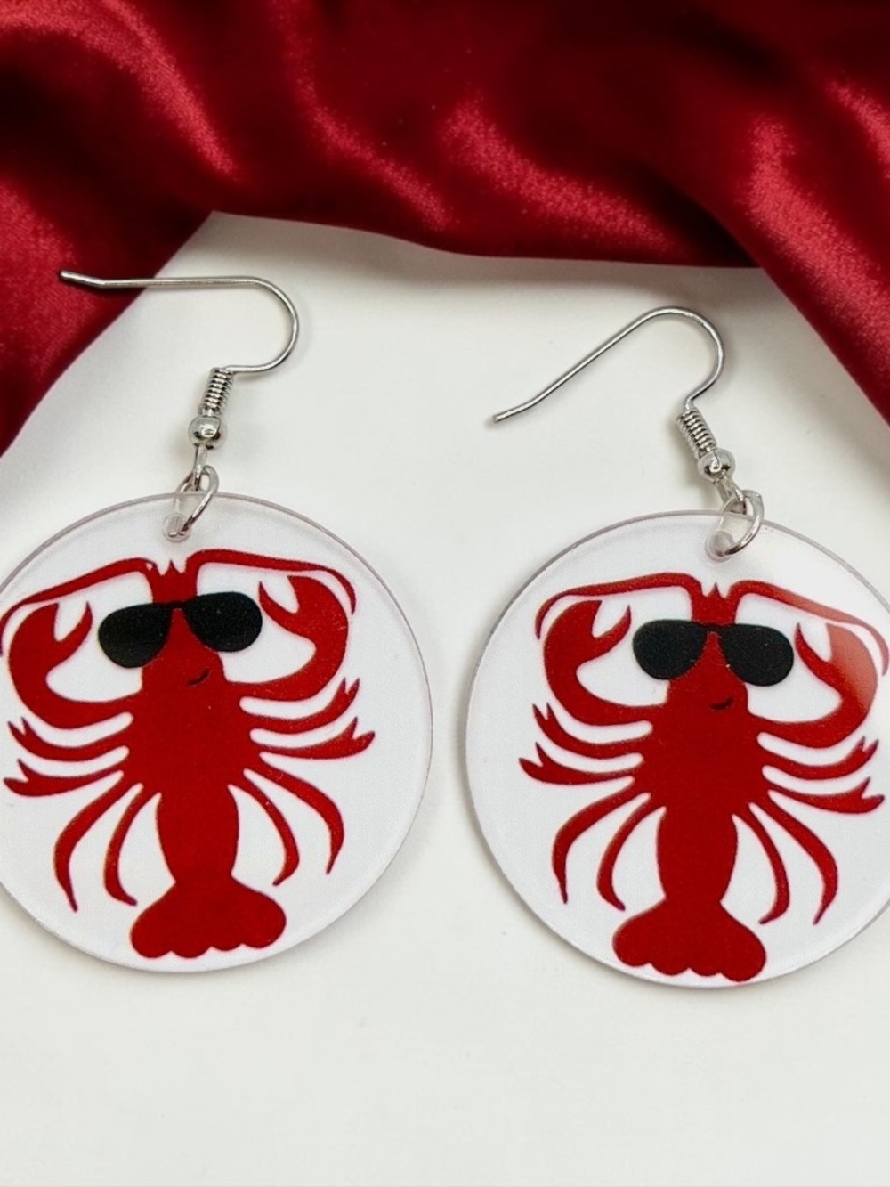 Crawfish Earrings Louisiana Cajun Lobster Red Acrylic Mardi Gras Dangle NWT